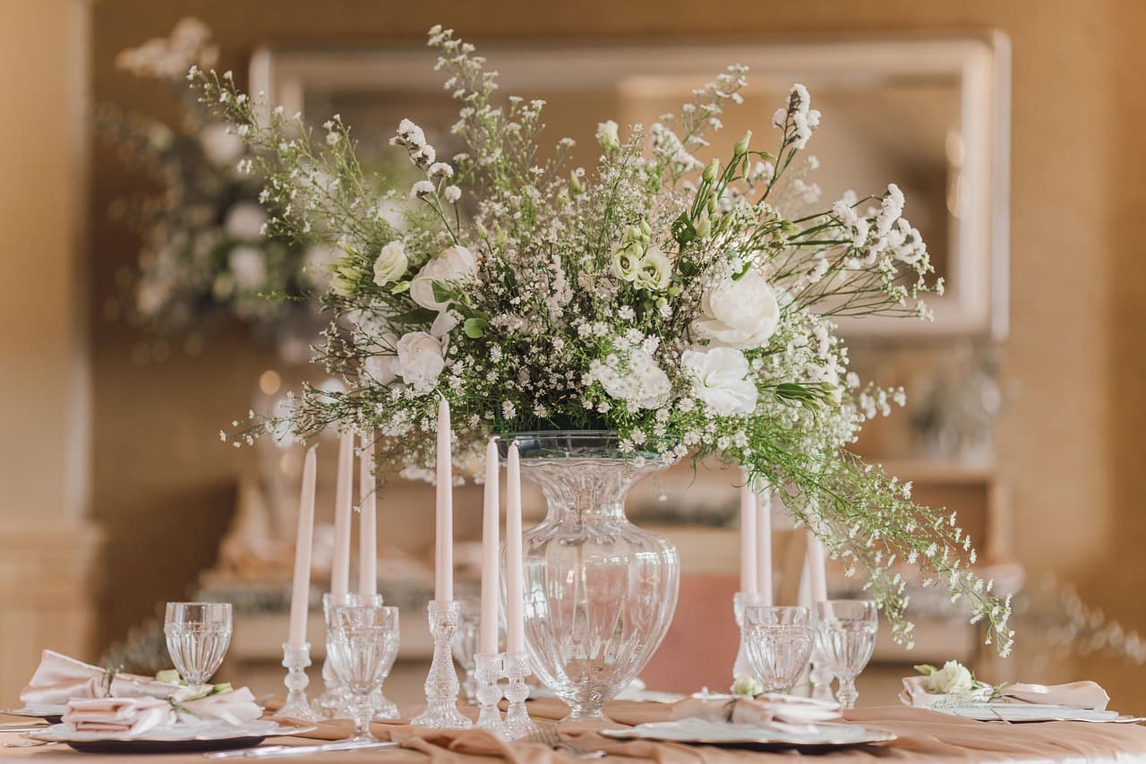 Centros de mesa con flores locales que cuestan menos de lo que crees